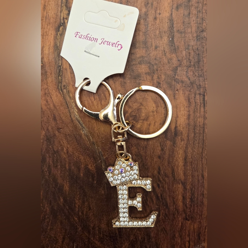 Bling Letter E With Crown Clasp Hook And Keyring In One